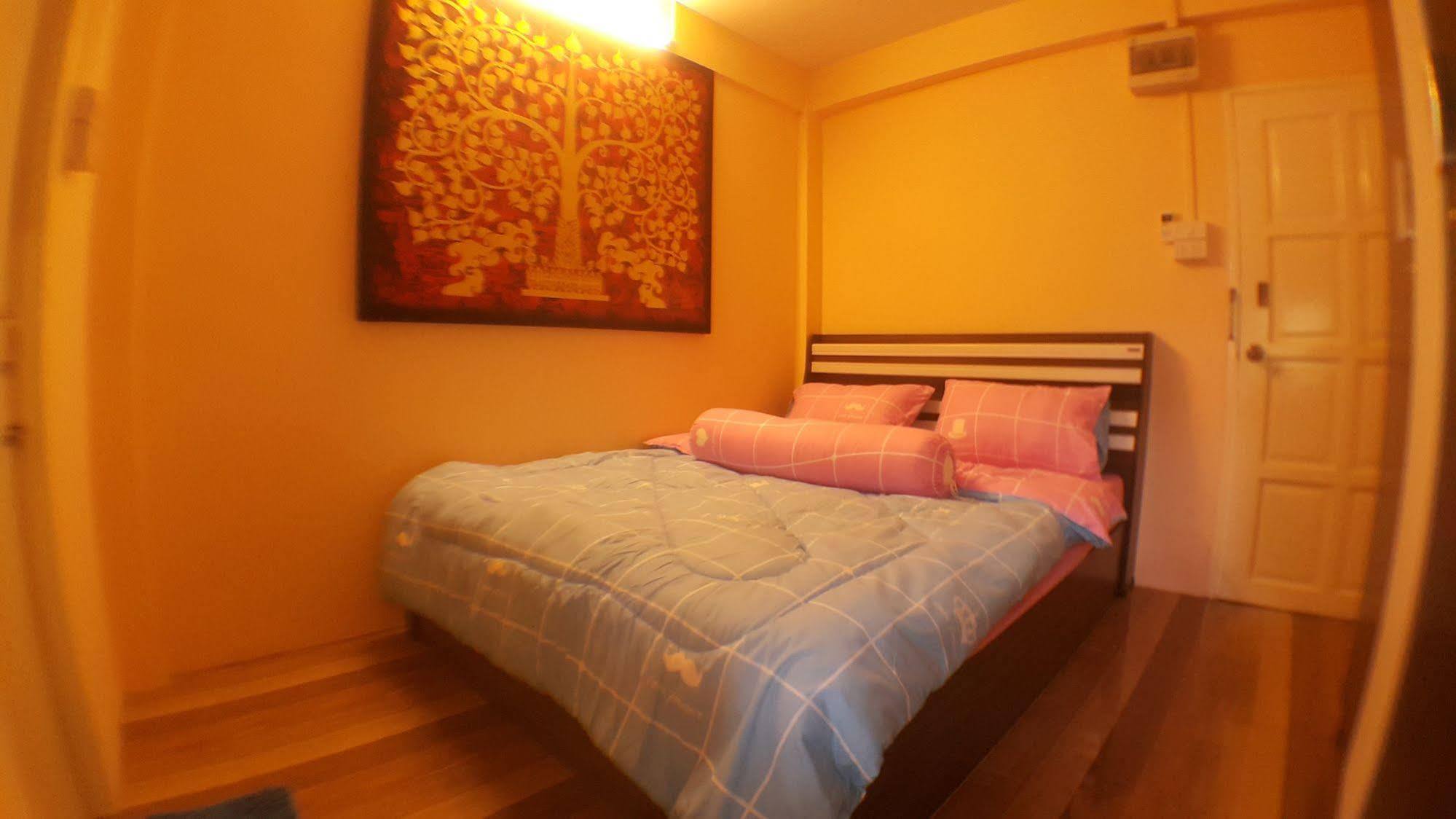 Suansin Art Garden Aparthotel Ban Lat Krachaeng Ngoại thất bức ảnh