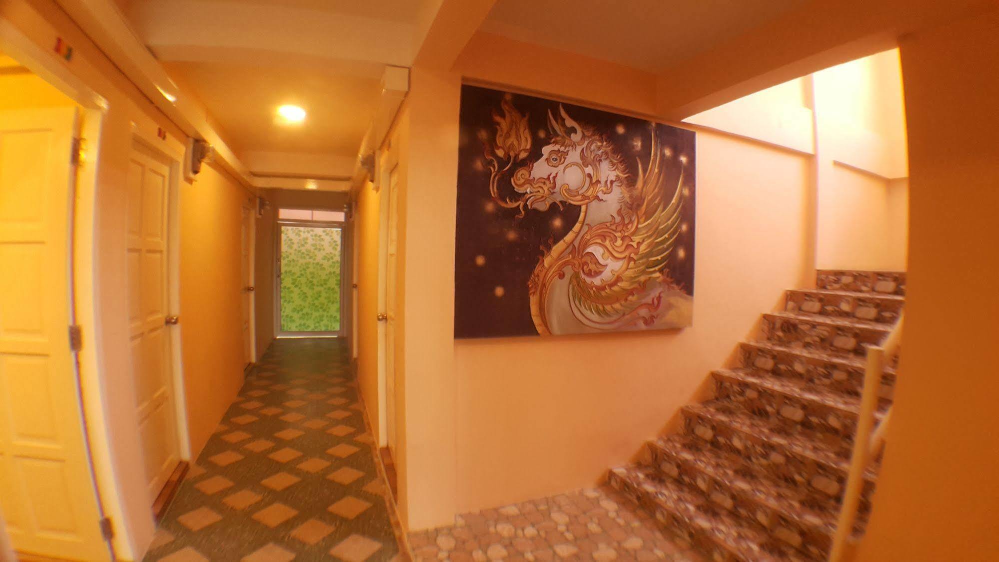 Suansin Art Garden Aparthotel Ban Lat Krachaeng Ngoại thất bức ảnh