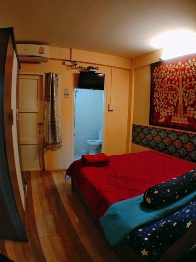 Suansin Art Garden Aparthotel Ban Lat Krachaeng Ngoại thất bức ảnh